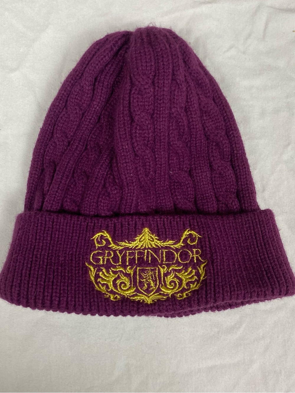 Boxlunch Gryffindor Embroidered Cuffed Knit Beanie - Plum